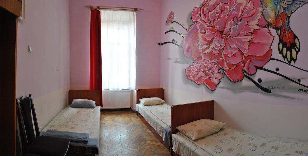 Hostel Comfort Lviv Kültér fotó
